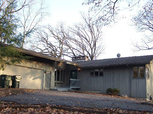 2330 Hedge Pl., Mchenry, IL 60050