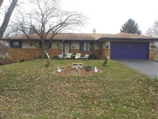 3279 Yarmouth Dr., Rockford, IL 61109