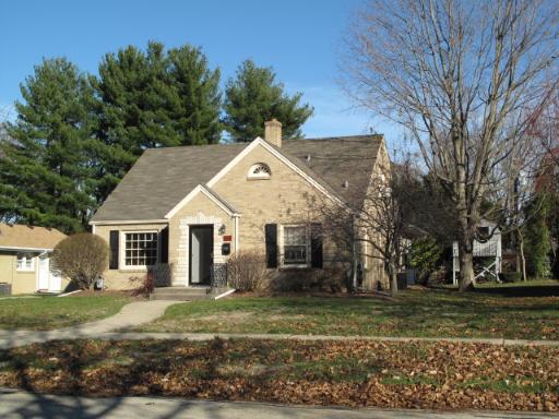 519 N Oak Knolls Ave., Rockford, IL 61107