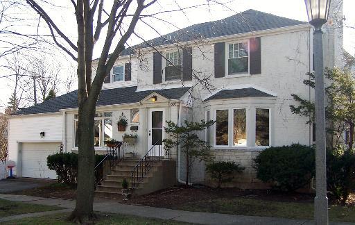 601 S Kensington Ave., La Grange, IL 60525