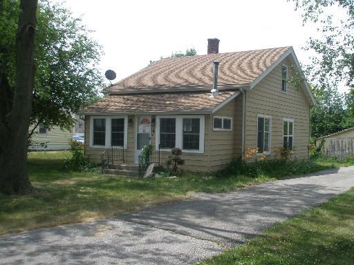 4 Lincoln St., Harvard, IL 60033