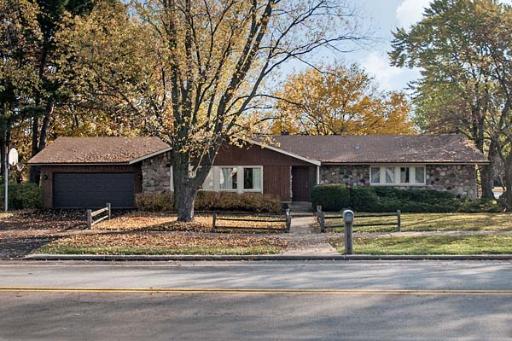 1165 Landwehr Rd., Northbrook, IL 60062