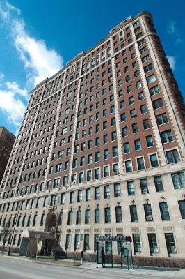 3750 N Lake Shore Dr. #4F, Chicago, IL 60613