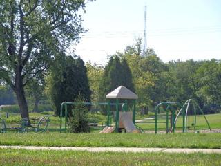 2410 Edina Blvd., Zion, IL 60099