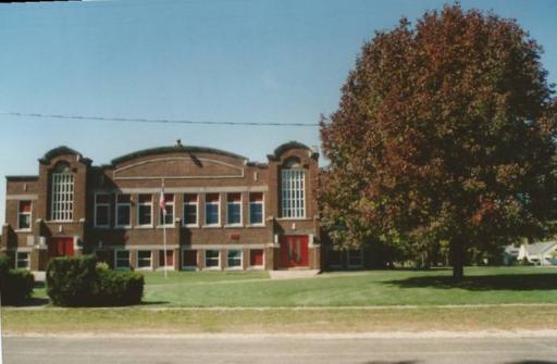 109 N Harlan St., Neponset, IL 61345