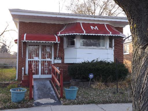 242 32 Ave., Bellwood, IL 60104