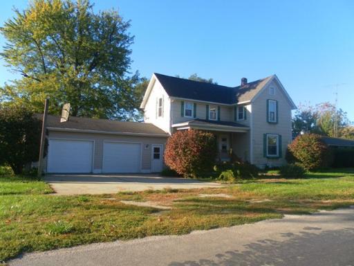 216 E Chestnut St., Piper City, IL 60959