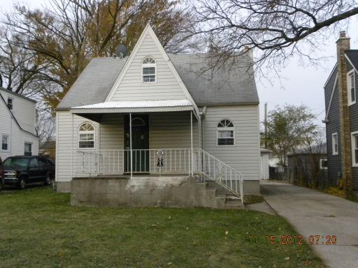 448 Geneva Ave., Hillside, IL 60162
