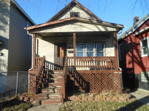 412 156th St., Calumet City, IL 60409