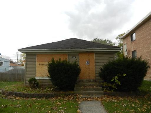 2022 S 15th Ave., Broadview, IL 60155
