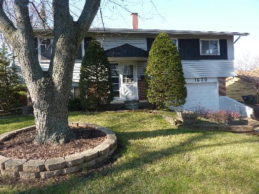 1630 Ashley Rd., Hoffman Estates, IL 60169