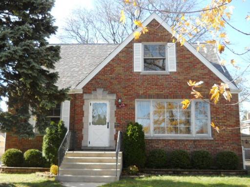 430 Kemman Ave., La Grange Park, IL 60526