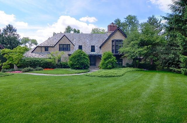 430 E Third St., Hinsdale, IL 60521