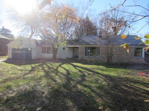4827 Charles St., Rockford, IL 61108