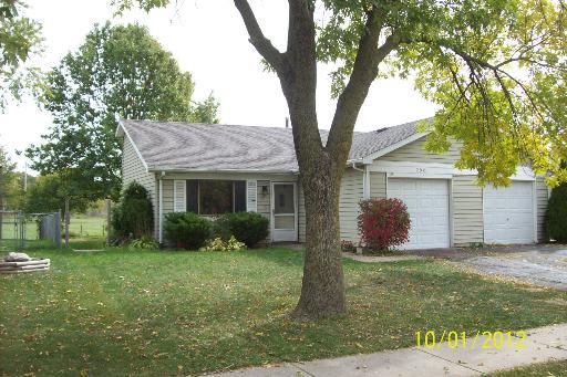 790 Clearwood Ct., Aurora, IL 60504