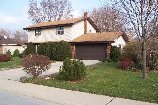 1351 Star Ave., Aurora, IL 60505