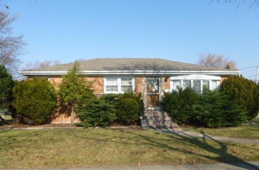 1270 Highland Dr., Des Plaines, IL 60018