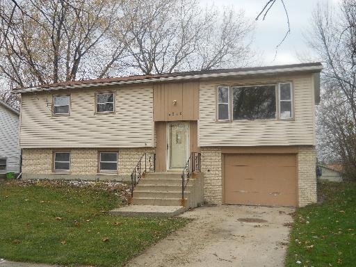 4200 188th St., Country Club Hills, IL 60478