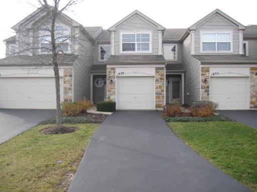 1939 Sedgewood Ave., Aurora, IL 60504