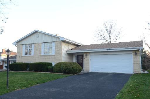 17w465 Earl Ct., Darien, IL 60561