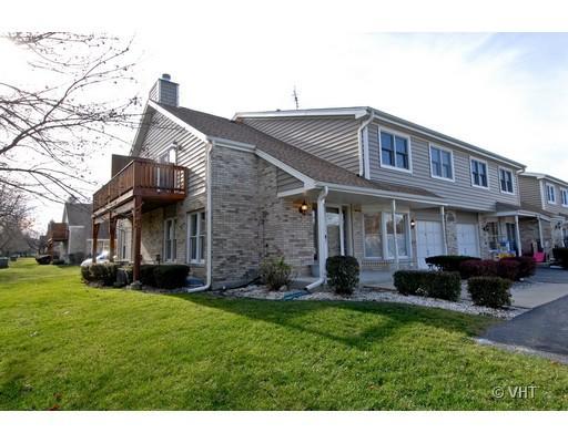 1900 Wisteria Ct. #1, Naperville, IL 60565