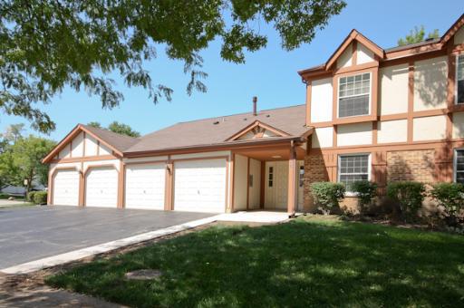 26 S Waterbury Ln. #N1, Schaumburg, IL 60193