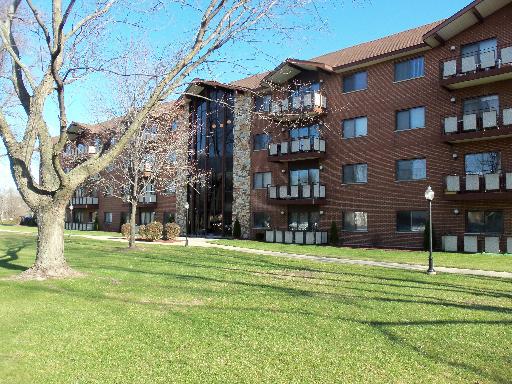 2301 183rd St. #410, Homewood, IL 60430