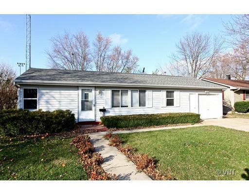929 Seaman Ave., Dekalb, IL 60115