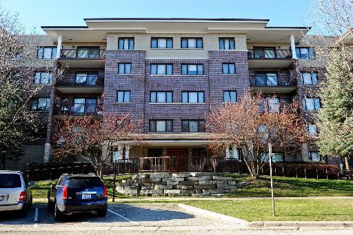 1700 Second St. #407, Highland Park, IL 60035