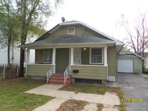 1130 Rathbone Ave., Aurora, IL 60506