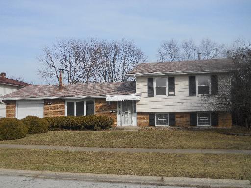 17755 Maple Ave., Country Club Hills, IL 60478
