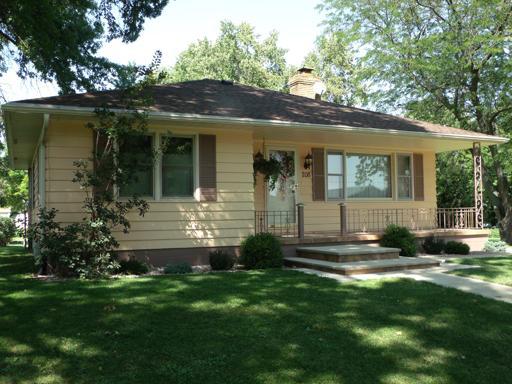 208 First St., Malden, IL 61337