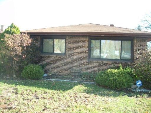 17835 Dekker St., Lansing, IL 60438