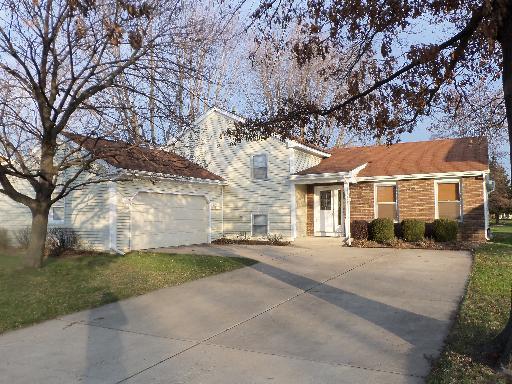 770 Donna Ave., Aurora, IL 60505