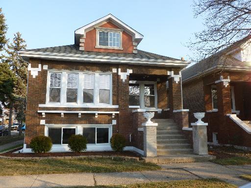 2401 S Gunderson Ave., Berwyn, IL 60402