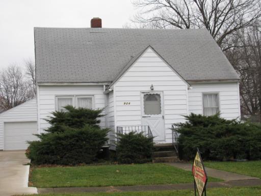 924 N Sangamon Ave., Gibson City, IL 60936