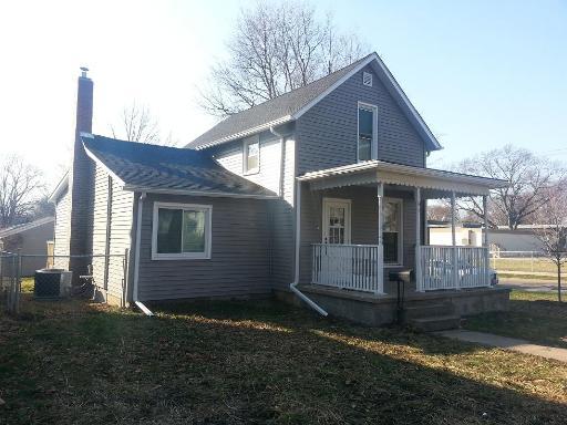 411 16th Ave., Sterling, IL 61081