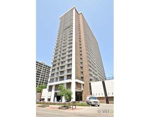 5855 N Sheridan Rd. #8J, Chicago, IL 60660