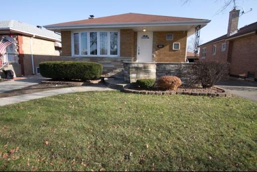 8633 S Kenneth St., Chicago, IL 60652