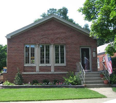 10606 S Campbell Ave., Chicago, IL 60655