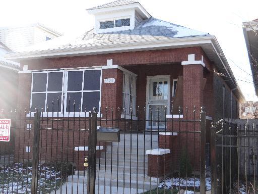 6124 S Sacramento Ave., Chicago, IL 60629