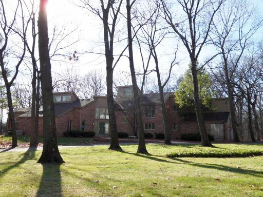 12 Squire Ln., St. Charles, IL 60174