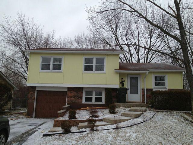 17651 Hillcrest Dr., Country Club Hills, IL 60478