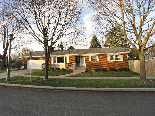 101 N Gilbert Ave., La Grange, IL 60525