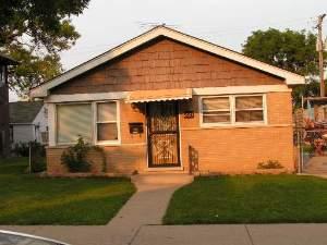 227 S 26 Ave., Bellwood, IL 60104