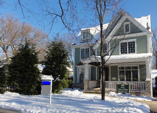 214 5th St., Wilmette, IL 60091