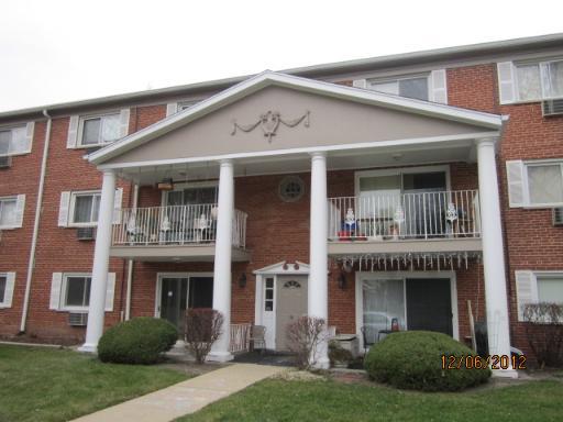 16 E Lillian Ave. #1B, Arlington Heights, IL 60004