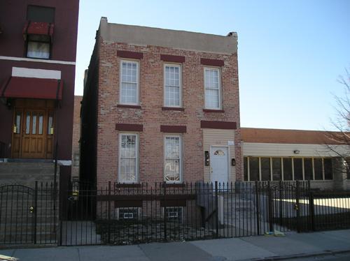 212 S California Ave., Chicago, IL 60612