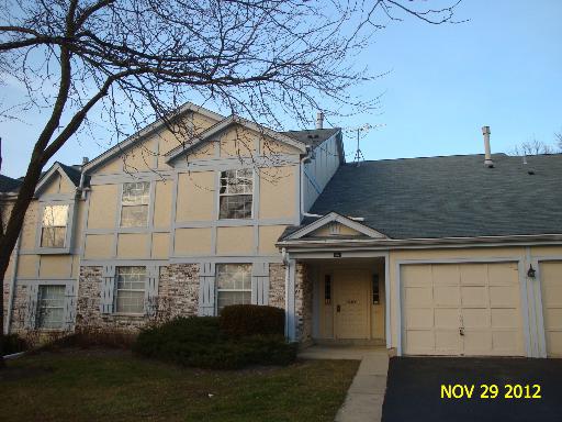 610 Stone Circle Ct. #V2, Schaumburg, IL 60194