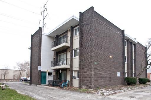 355 Bluff Ave. #3D, La Grange, IL 60525